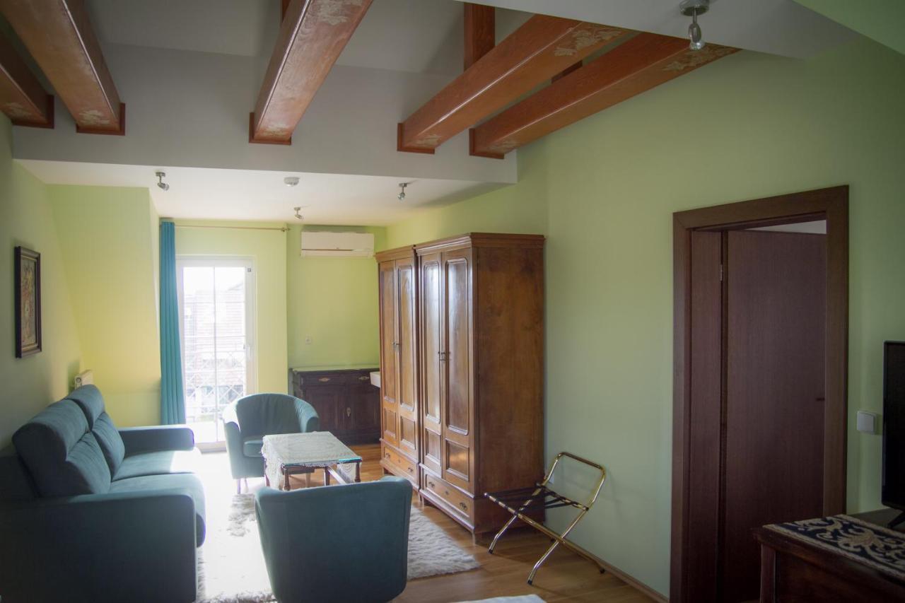 Hotel Bojnicky Vinny Dom Бойнице Экстерьер фото