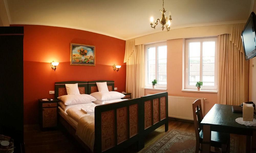 Hotel Bojnicky Vinny Dom Бойнице Экстерьер фото