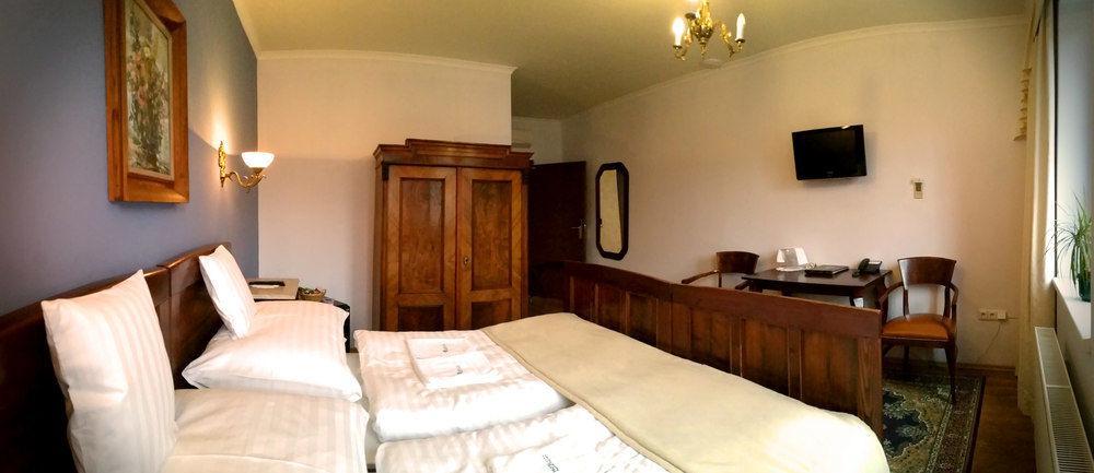 Hotel Bojnicky Vinny Dom Бойнице Экстерьер фото